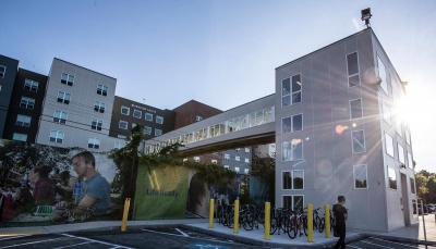 Exterior of UMass Lowell's summer guest housing residence hall, Riverview Suites