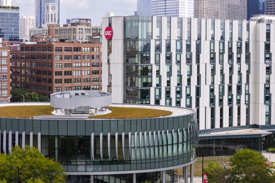 Intern Housing At The University of Illinois at Chicago