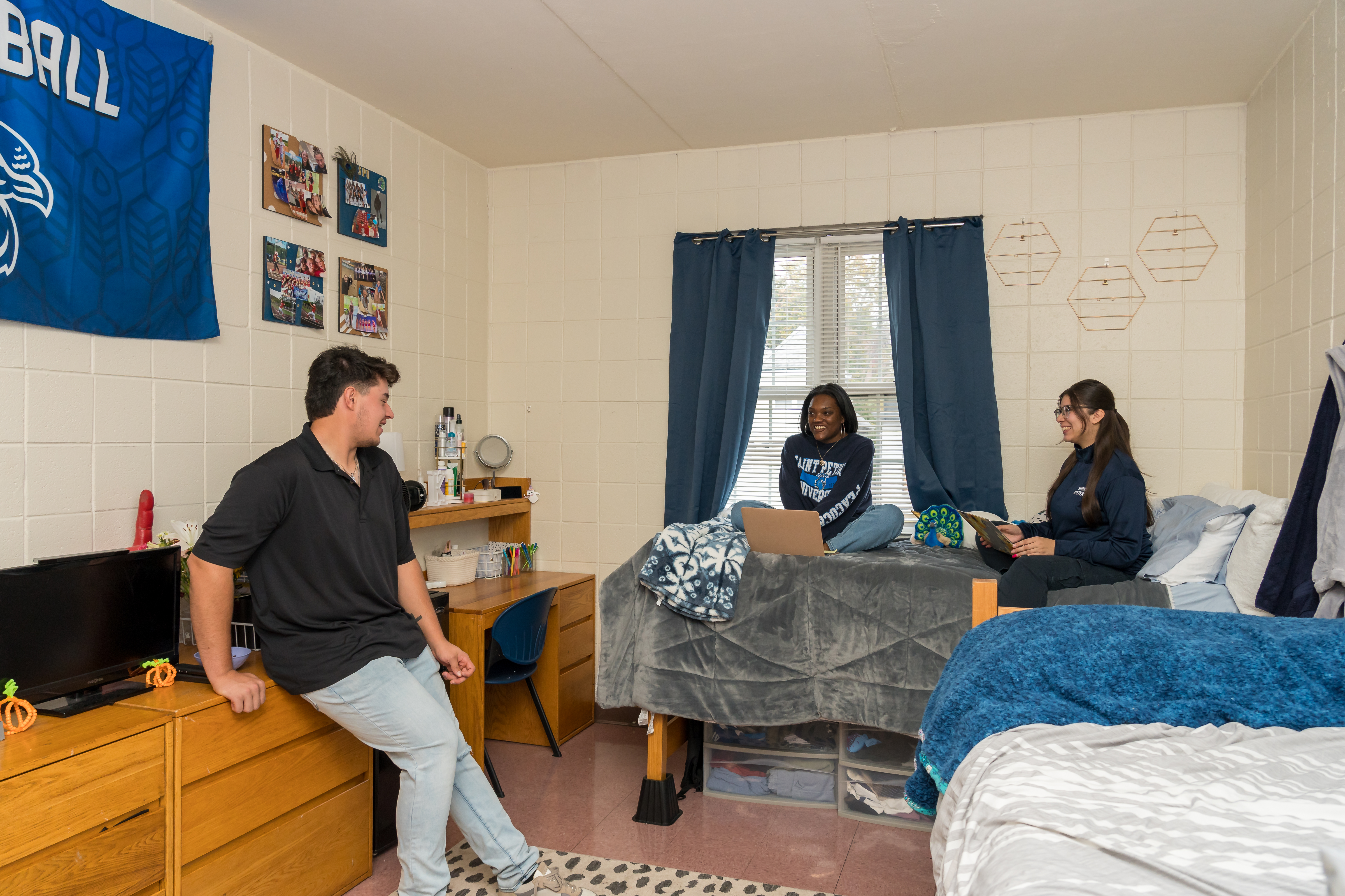 Double Room in Whelan Hall 