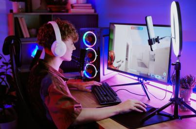 Off to College Dorm Room Guide for the Tech Lover