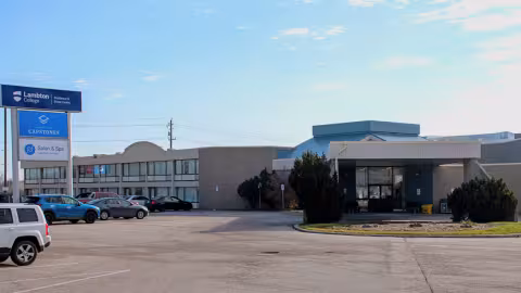 Lambton College Residence - Exterior