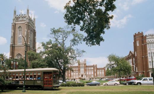 St. Charles Avenue streetcar in front of campus