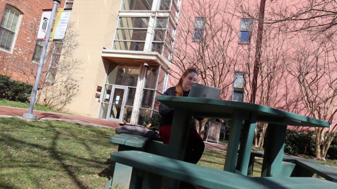 13 Internships that Provide Housing - Blueground - Off Grid Penthouse Apartment Internship Opportunity